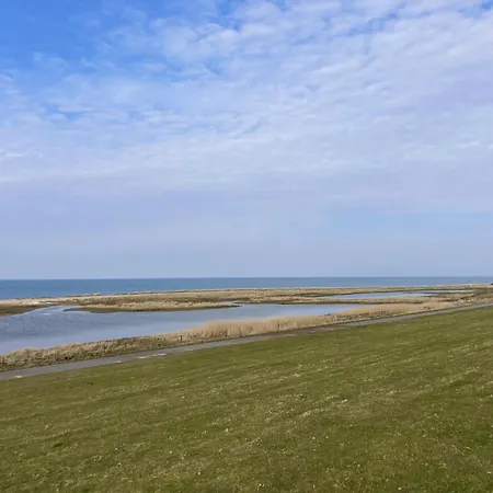 Kurparkhaus 19c Wyk Apartment