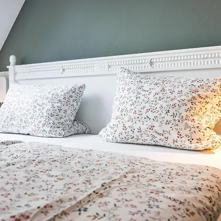 Kurparkhaus 19c Wyk Apartment