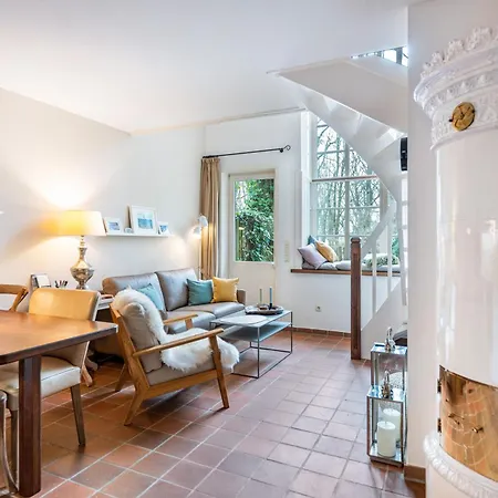 Kurparkhaus 19c Wyk Apartment